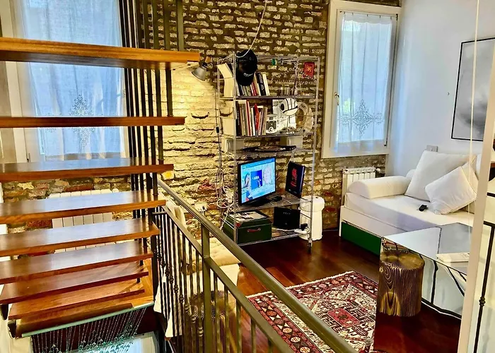 Indipendent House In 度假居 *