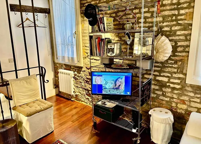 Indipendent House In * 威尼斯